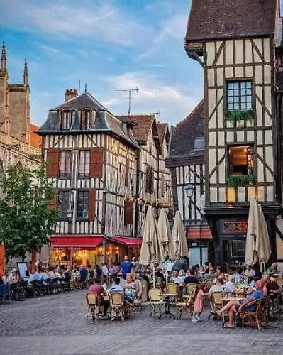 Joel Calme Moderne A 5 Min De La Gare Troyes